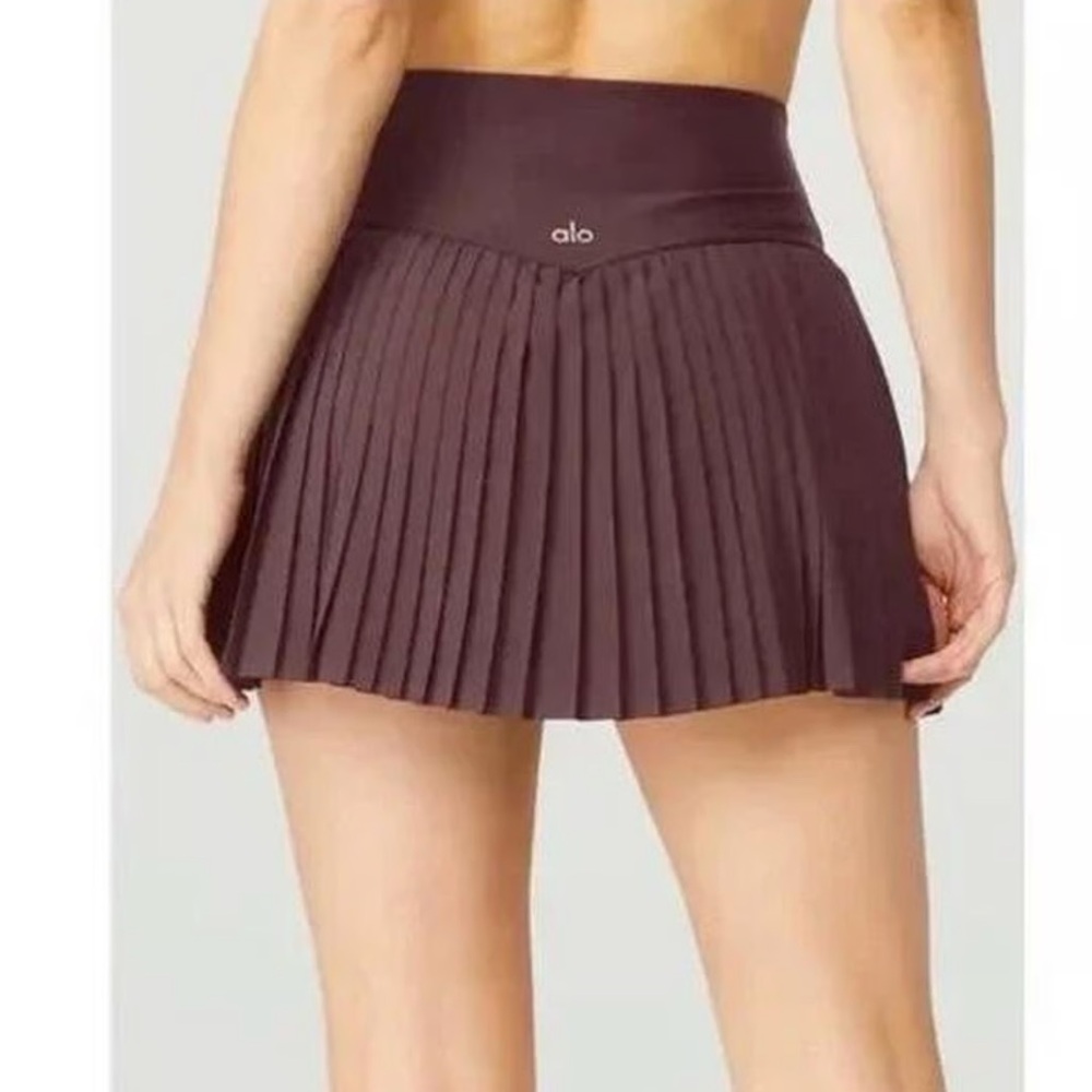 Alo Pleated Tennis Skirt w/ Shorts
